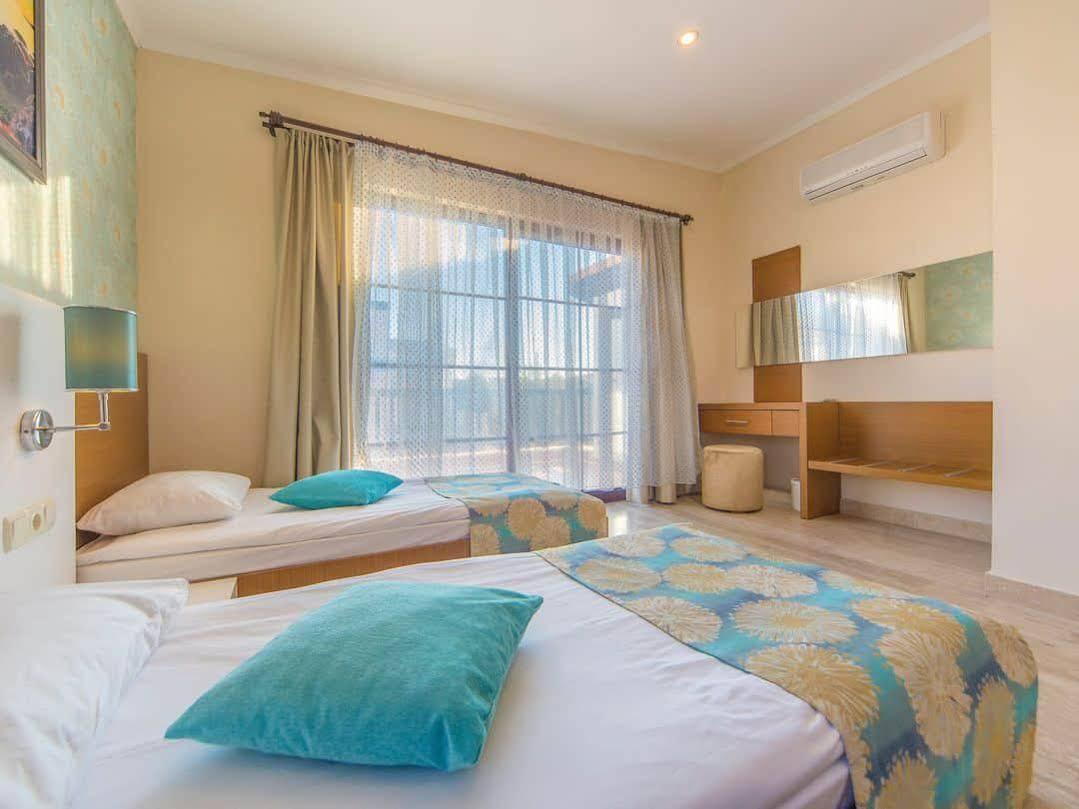 Otel River 3*